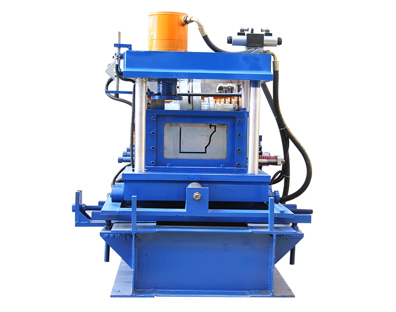 天溝水槽成型機