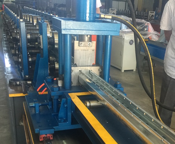 貨架立柱成型機(jī)