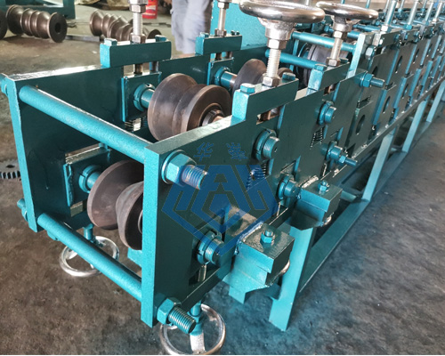 不銹鋼門框料成型機