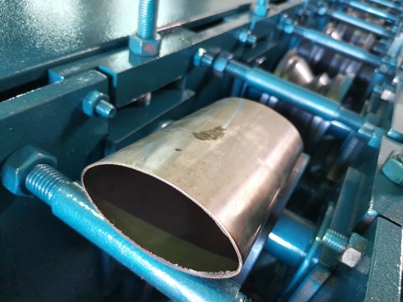 橢圓管成型機(jī)