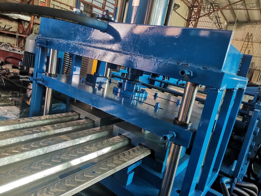 鍍鋅鋼踏板生產(chǎn)線